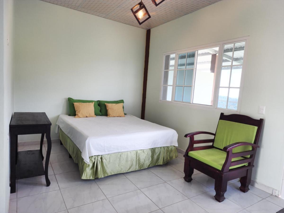 Hotel Y Restaurante Las Margaritas Perquin ห้อง รูปภาพ